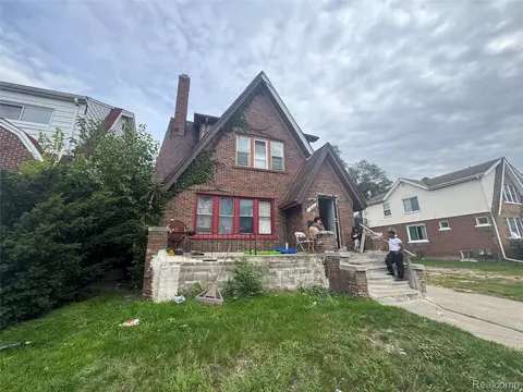 15722 Wisconsin St, Detroit, MI 48238