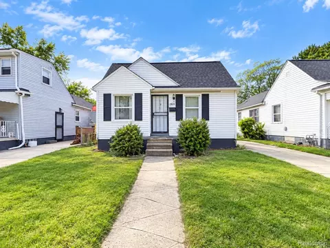 4054 Moore St, Inkster, MI 48141
