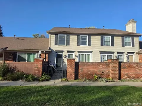 41128 Northwind Dr, Canton, MI 48188