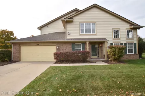 169 S S Vis, Auburn Hills, MI 48326