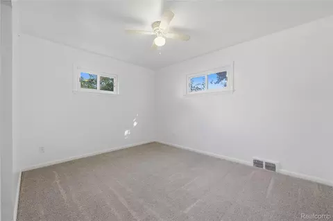 Bedroom - 22556 Masch Ave, Warren, MI 48091 photo 1 of 6