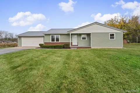 248 Bain Dr, Howell, MI 48855