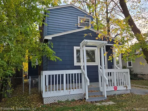 218 E 12 Mile Rd, Royal Oak, MI 48073