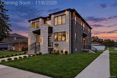 5859 N Evangeline St, Dearborn Heights, MI 48127