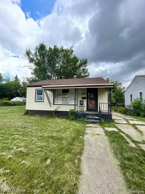 6046 Greenview Ave E, Detroit, MI 48228