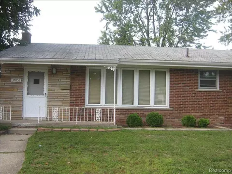 37058 Pinewood Rd, Wayne, MI 48184 photo 1