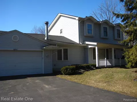 5841 Wright Dr, Troy, MI 48098 photo 1