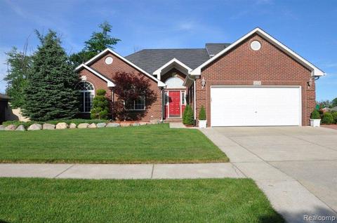 50520 Commons Dr, Macomb, MI 48042 photo 1