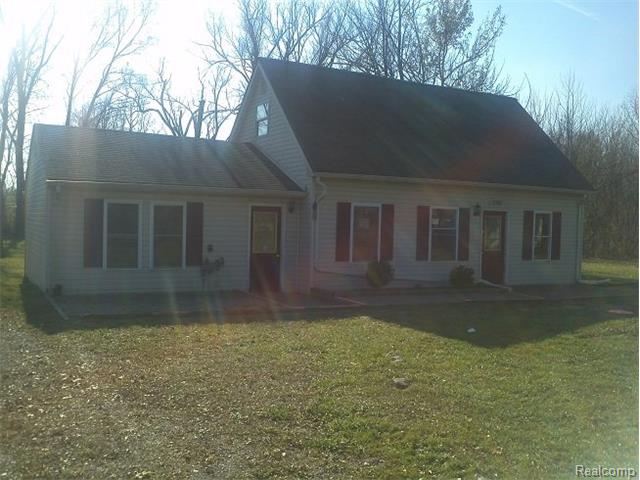 27567 Eureka Rd, Romulus, MI 48174 photo 1