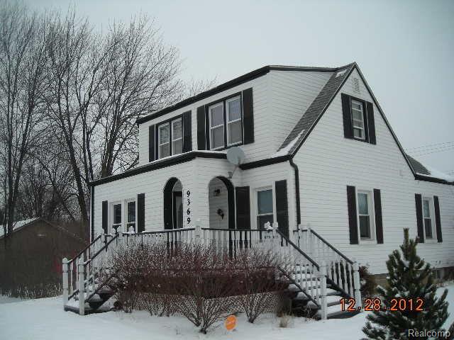 9369 Biddle St, Romulus, MI 48174 photo 1