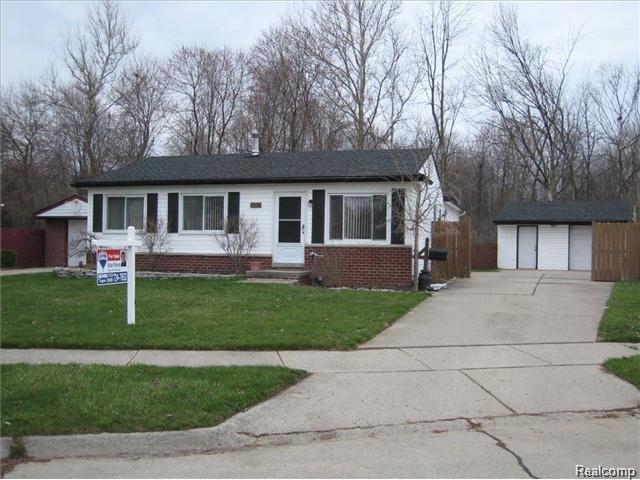  15612 Springhill St, Romulus, MI 48174 photo 1