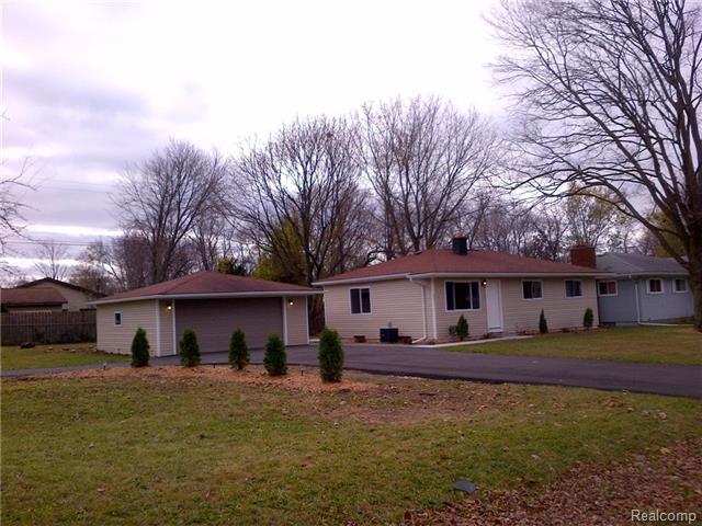 845 Sleeth Rd, Commerce Township, MI 48382 photo 1