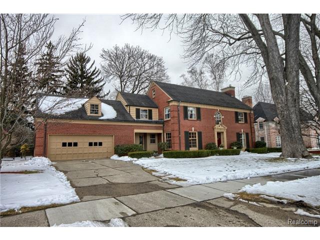 87 Moran, Grosse Pointe, MI 48236 photo 1