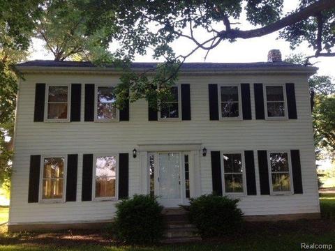 20111 Armada Center Rd, Armada, MI 48005 photo 1