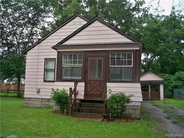 1840 Meadow, Monroe, MI 48162 photo 1