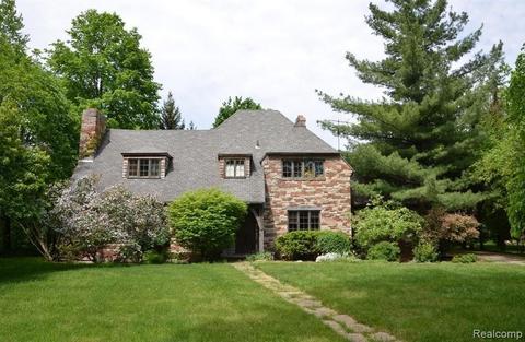 22142 Forest Dr, Grosse Ile, MI 48138 photo 1