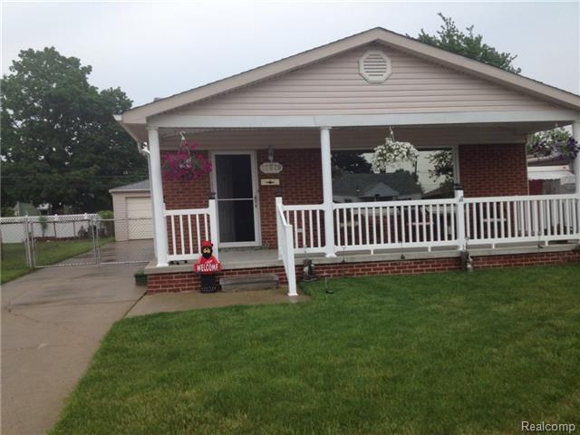 17579 Quarry St S, Riverview, MI 48193 photo 1