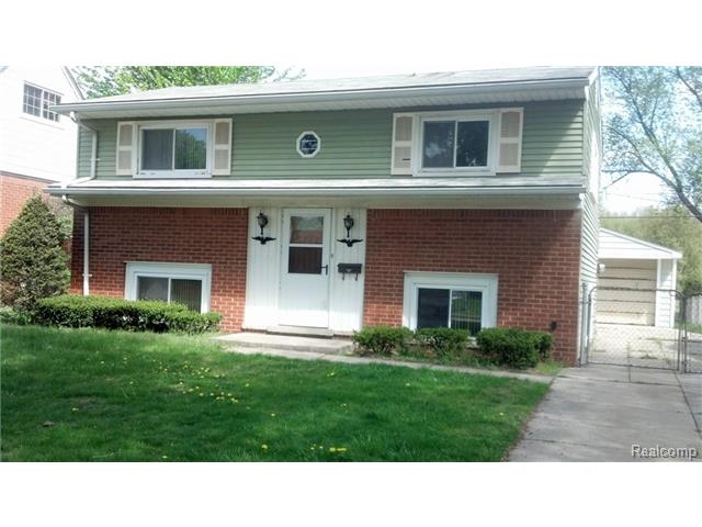 37724 Castle Dr, Romulus, MI 48174 photo 1