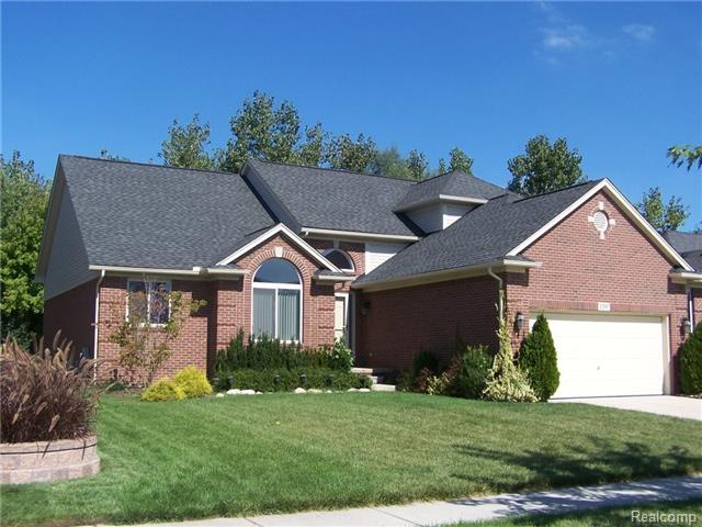 21347 Pine Cone Dr, Macomb, MI 48042 photo 1