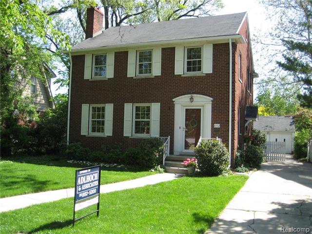 892 University Pl, Grosse Pointe, MI 48230 photo 1