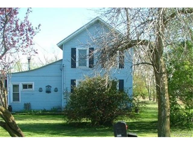 9290 E Madison Rd, Wheeler, MI 48662 photo 1
