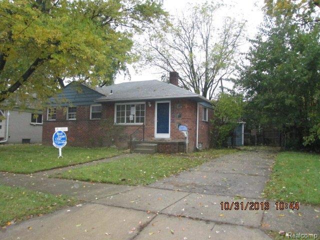 4226 Adams Cir, Wayne, MI 48184 photo 1
