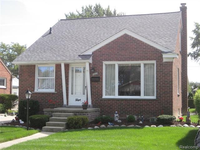 685 Phillips Ave, Clawson, MI 48017 photo 1
