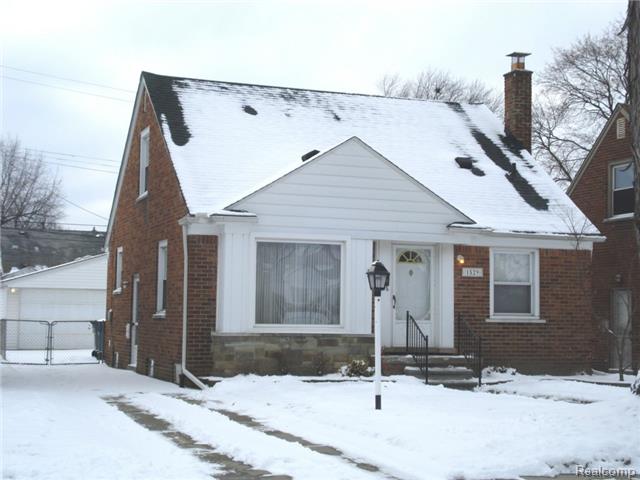 1529 Robindale Ave, Dearborn, MI 48128 photo 1