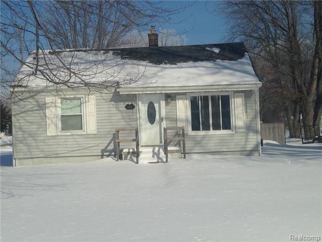 36230 Beverly Rd, Romulus, MI 48174 photo 1