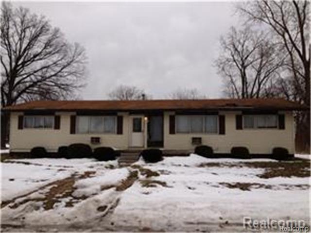 6029 Carnagie St, Romulus, MI 48174 photo 1