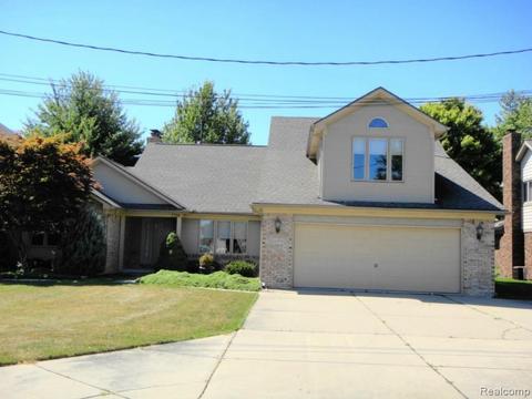 7786 Farnsworth Dr, Algonac, MI 48001 photo 1