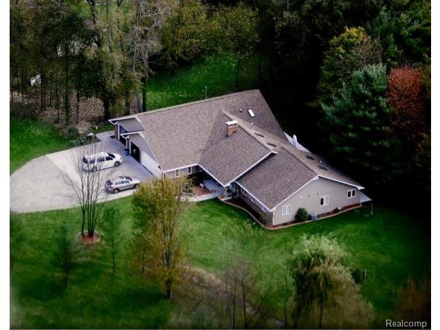 5527 Gratiot Ave, Saint Clair, MI 48079 photo 1