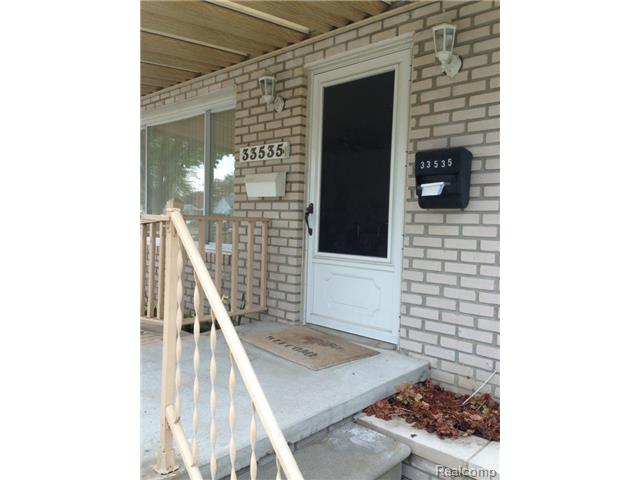 33535 Clinton St, Wayne, MI 48184 photo 1