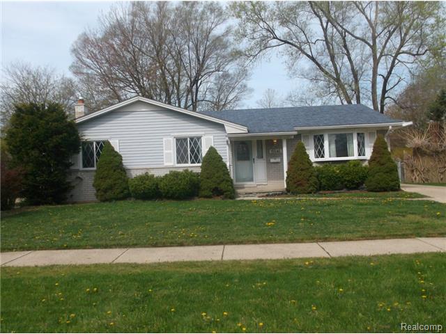 15546 Oakbrook St, Romulus, MI 48174 photo 1