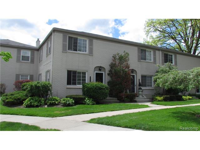762 Graefield Ct, Birmingham, MI 48009 photo 1