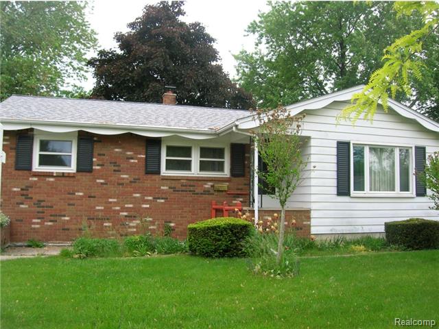 1303 Lavender St, Monroe, MI 48162 photo 1