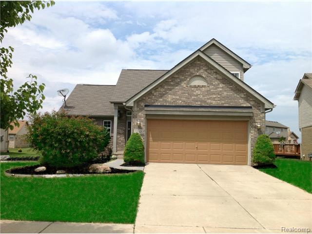 33348 Sand Piper Dr, Romulus, MI 48174 photo 1