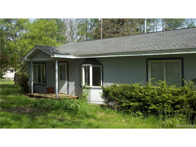3470 Perryville Rd, Ortonville, MI 48462 photo 1