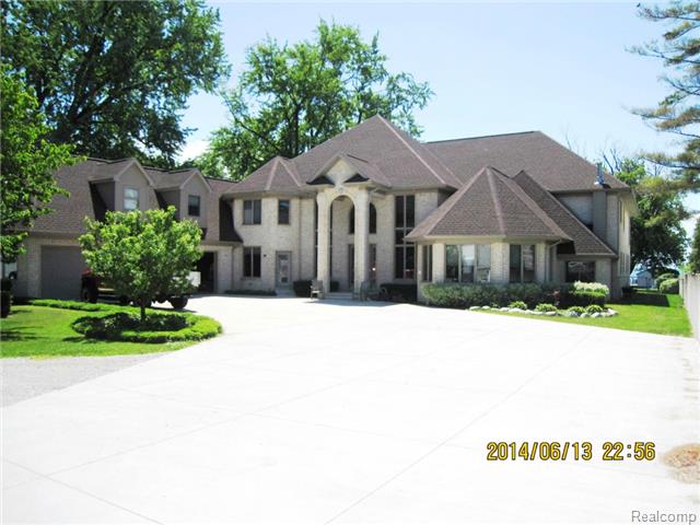 50740 Jefferson Ave, New Baltimore, MI 48047 photo 1