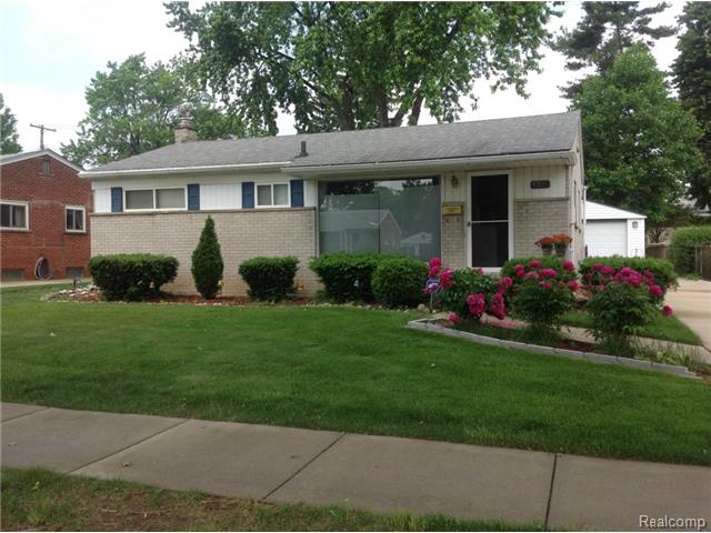 1305 Marc Ave, Clawson, MI 48017 photo 1