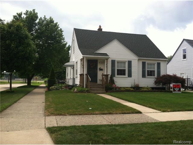 3876 Mildred St, Wayne, MI 48184 photo 1