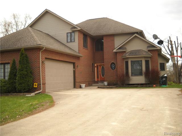 160 Michelson Rd, Rochester, MI 48307 photo 1