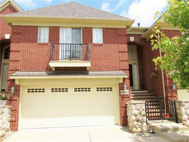 16983 Newbury, Macomb, MI 48044 photo 1