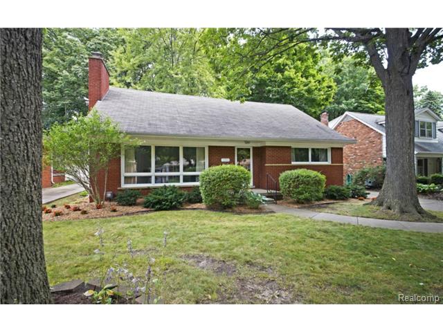 1386 Beech St, Plymouth, MI 48170 photo 1