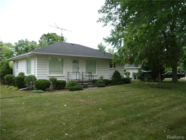 9281 Church Rd, Grosse Ile, MI 48138 photo 1