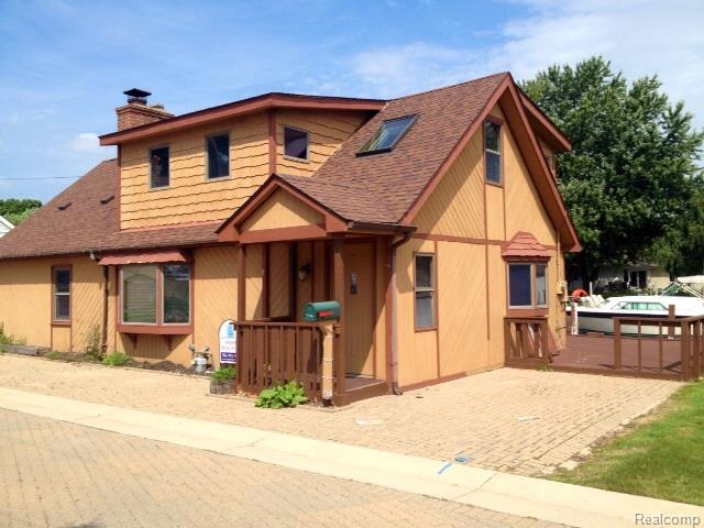 48481 Harbor Dr, New Baltimore, MI 48047 photo 1