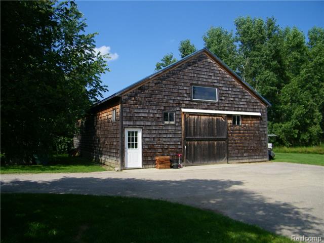 6142 Booth Rd, North Branch, MI 48461 photo 1