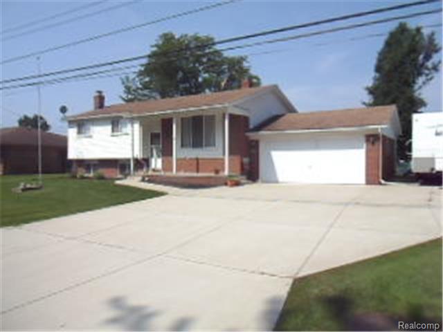 38137 Mallast St, Harrison Township, MI 48045 photo 1