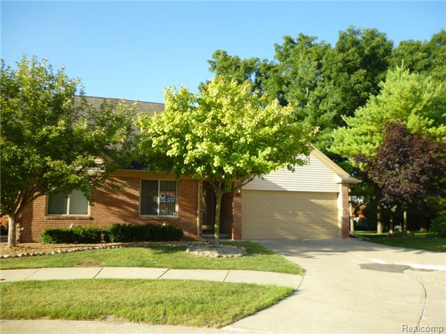 7584 Amanda Cir, Washington, MI 48094 photo 1