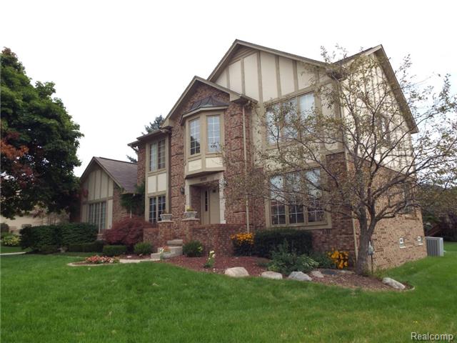 28788 Wilton Dr, Farmington, MI 48331 photo 1